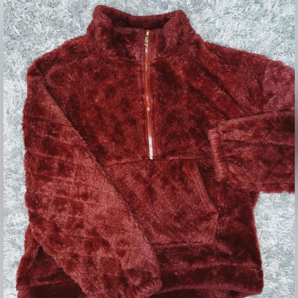 Fluffy Polyester Maroon Jacket